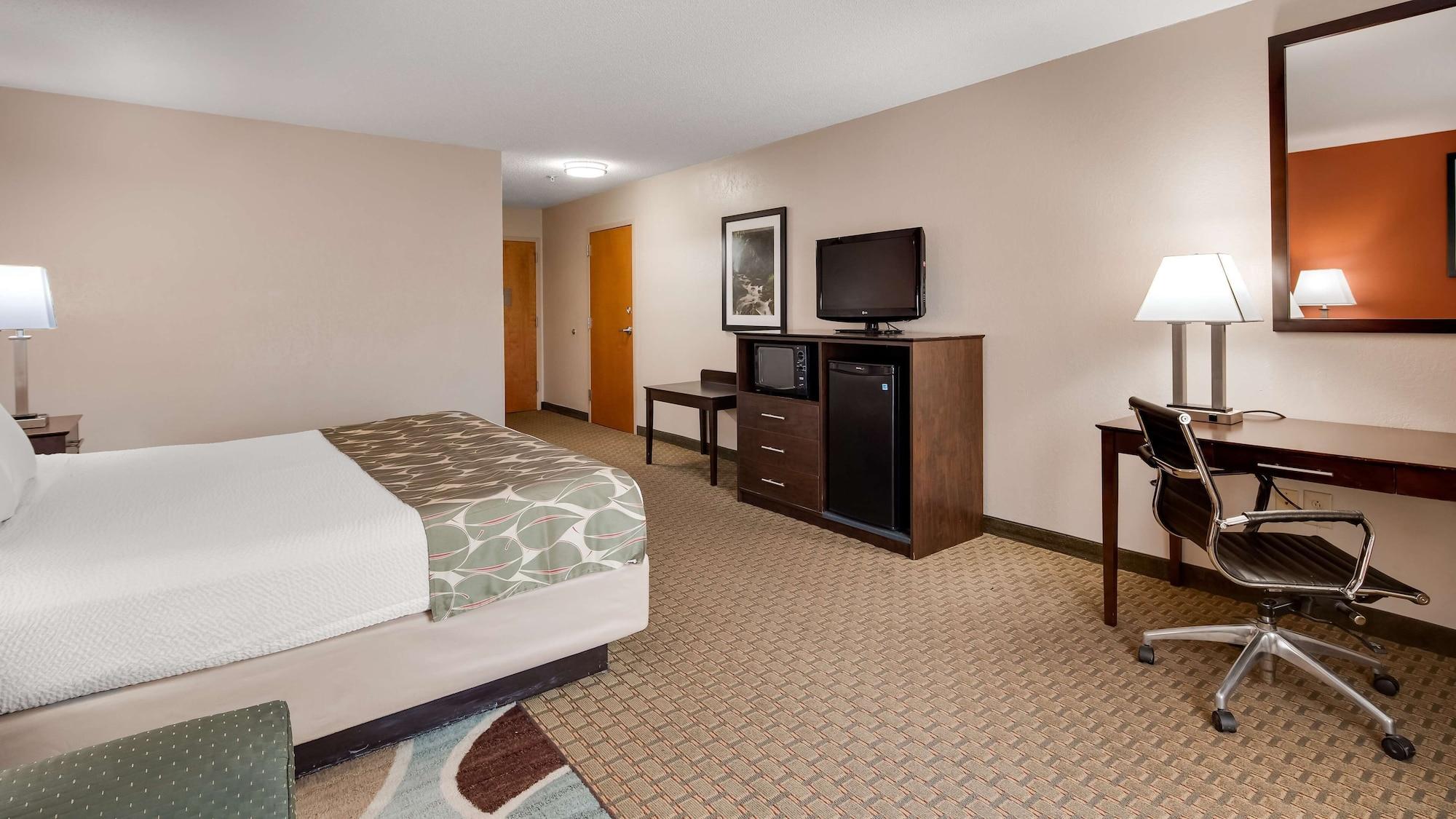 Best Western Executive Inn - Latta Berrys Crossroads Екстер'єр фото
