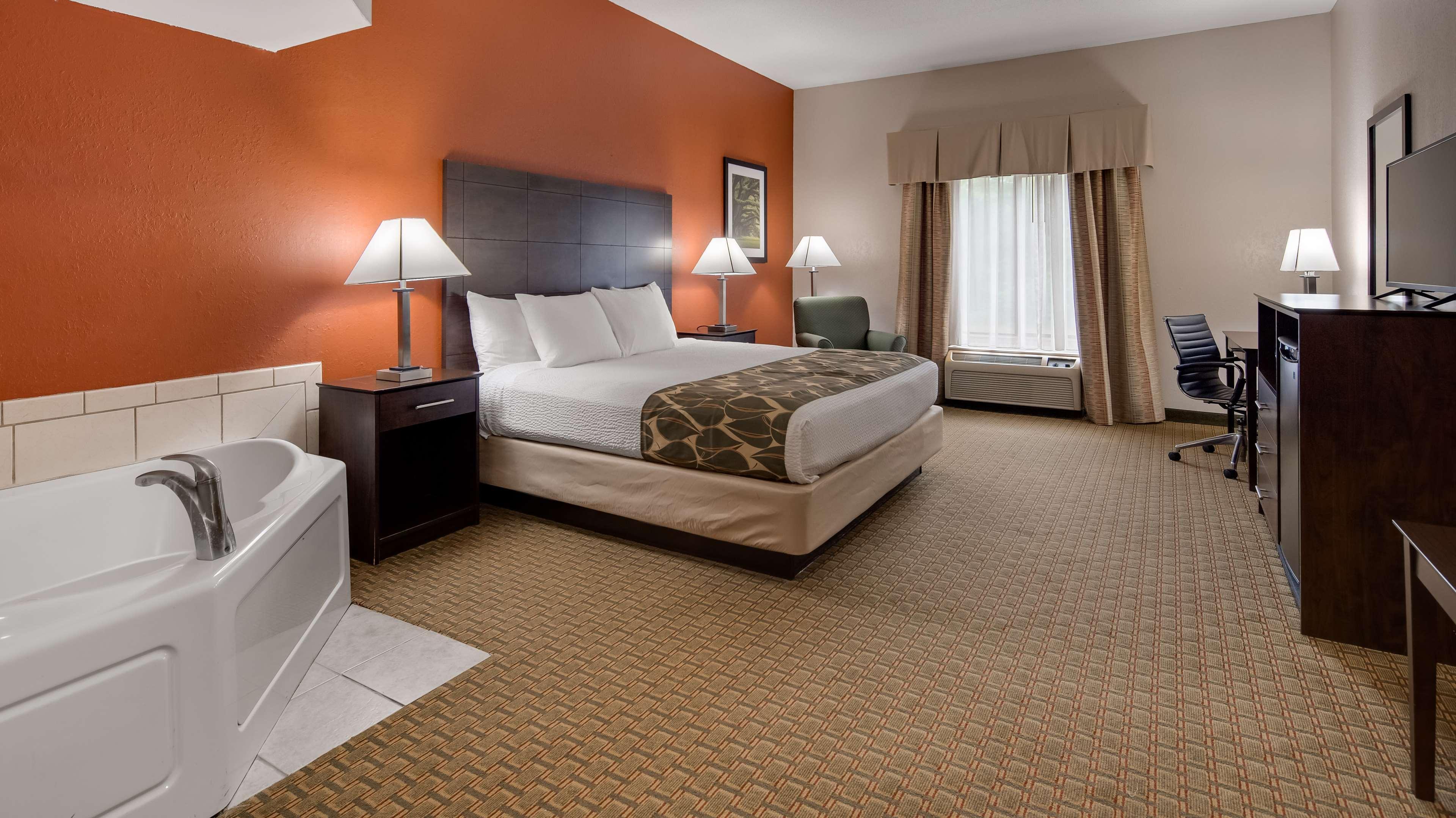 Best Western Executive Inn - Latta Berrys Crossroads Екстер'єр фото